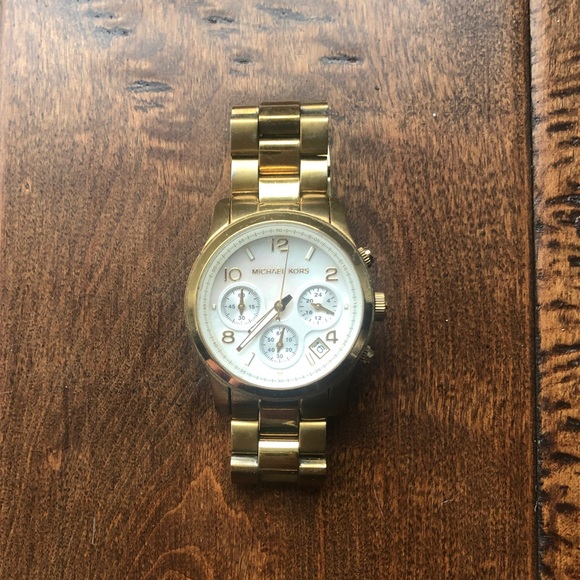 Michael Kors Gold Boyfriend Watch - Picture 1 of 5